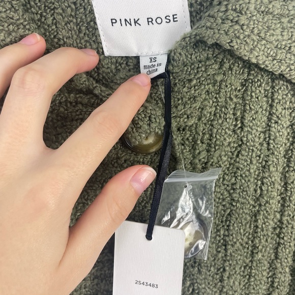 Green Cropped Sweater Button Down Size Extra Small - Picture 3 of 8